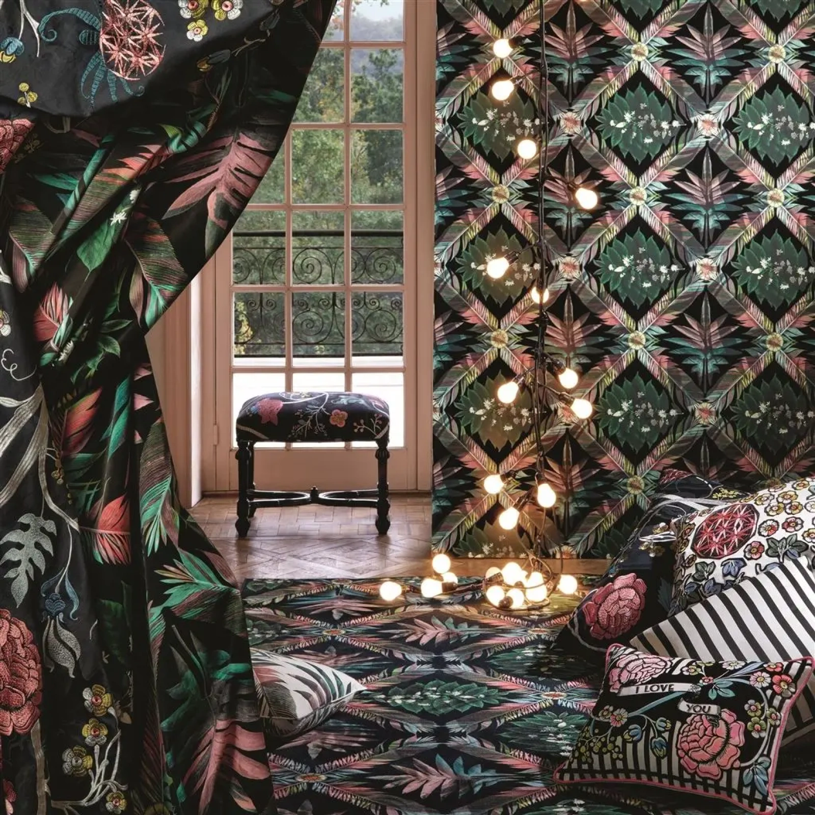 Christian Lacroix Utopia FEATHER PARK